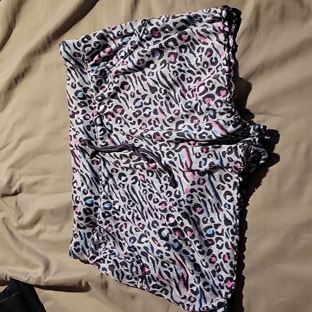 Like new sleep shorts